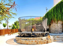 526733505_24793372243603657_6462838055622798481_n